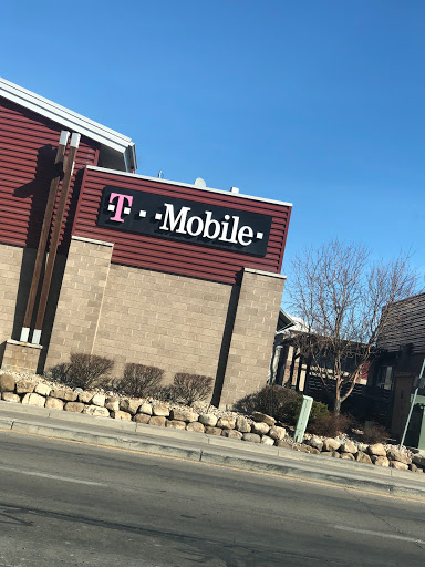 Cell Phone Store «T-Mobile», reviews and photos, 34 N 600 W, American Fork, UT 84003, USA