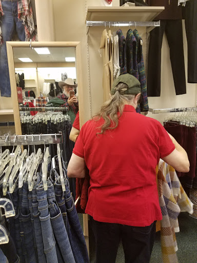 Shopping Mall «Parkway Plaza Mall», reviews and photos, 401 Madison Square Dr, Madisonville, KY 42431, USA