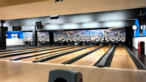 Bowling Alley «Four Seasons Bowling Center», reviews and photos, 322 SW Washington St, Hillsboro, OR 97123, USA