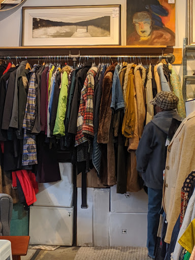 Thrift Store «Housing Works Thrift Shop», reviews and photos