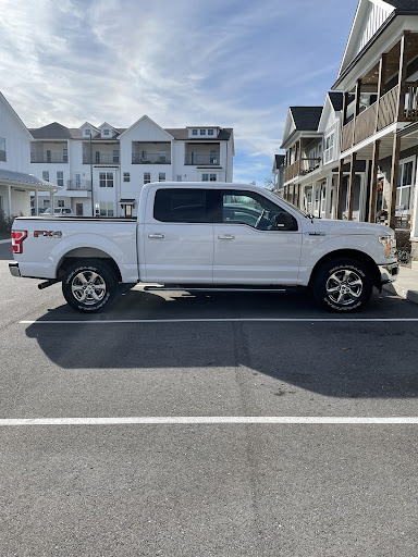 Ford Dealer «Edd Rogers Valley Ford», reviews and photos, 111 Auto Ln, Sparta, TN 38583, USA