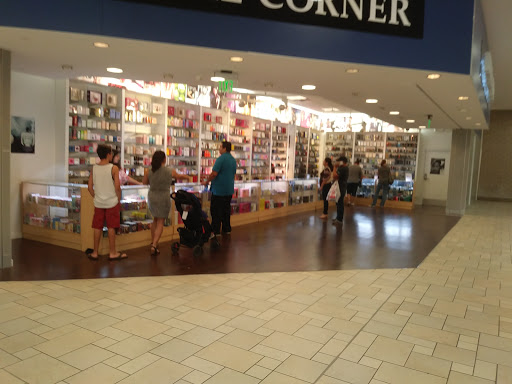 Shopping Mall «Vintage Faire Mall», reviews and photos, 3401 Dale Rd #483, Modesto, CA 95356, USA