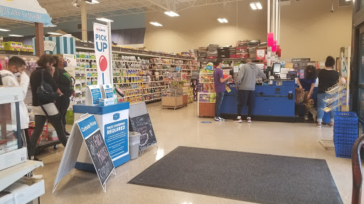Pet Supply Store «PetSmart», reviews and photos, 5435 W TX-1604 Loop N, San Antonio, TX 78253, USA