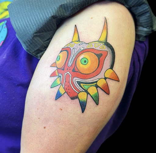 Explore cool hand tattoo ideas, creative tattoo ideas in Houston, available at 333 Tattoo Studio HTX