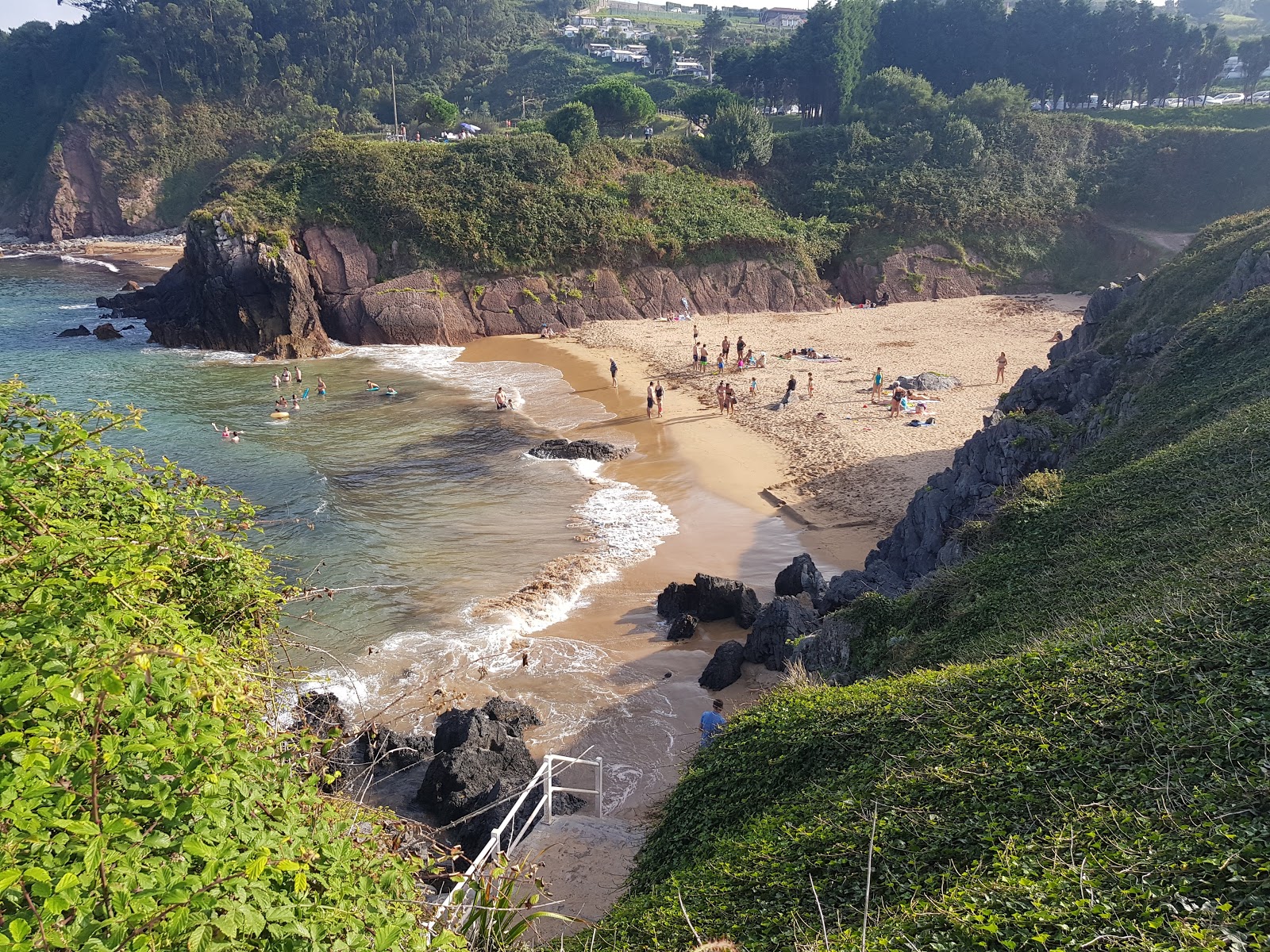 Playa Carranques'in fotoğrafı çok temiz temizlik seviyesi ile