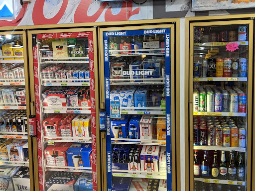 Liquor Store «Tiverton Liquor Store», reviews and photos, 65 Main Rd, Tiverton, RI 02878, USA