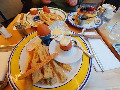 Café de la Poste à Paris