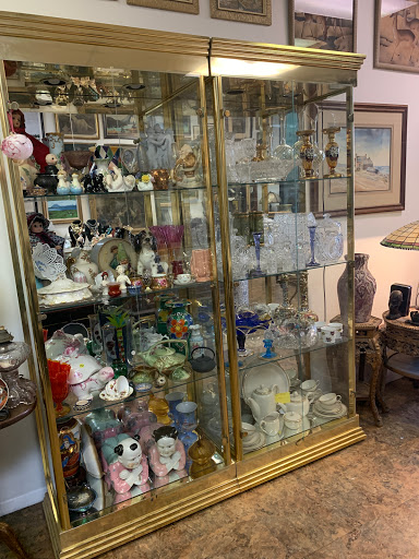 Antique Store «Elite Galleries», reviews and photos, 5517 US-19, New Port Richey, FL 34652, USA