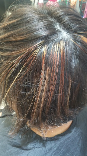 Hair Salon «Hair Healers Beauty Salon», reviews and photos, 2626 SW 9th St, Miami, FL 33135, USA