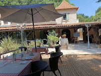 Atmosphère du Restaurant français La petite auberge à Villefranche-du-Périgord - n°2