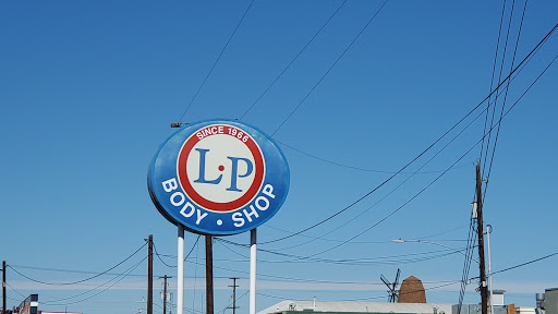 Auto Body Shop «L.P. Body Shop», reviews and photos, 410 E Arlington St, Yakima, WA 98901, USA