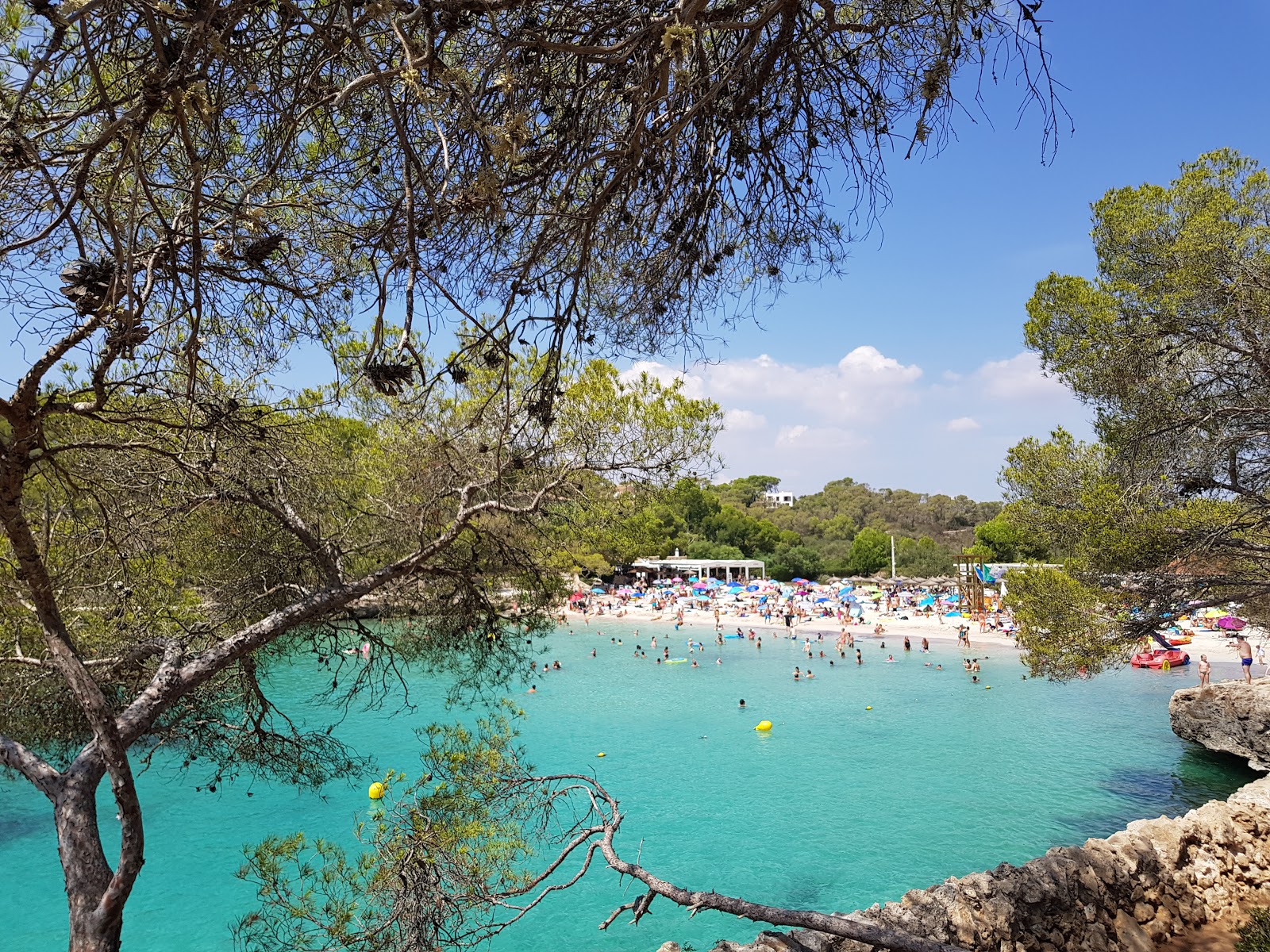 Foto van Cala Mondrago Strand voorzieningenruimte