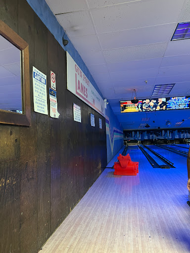 Bowling Alley «Gun Post Lanes», reviews and photos, 1215 E Gun Hill Rd, Bronx, NY 10469, USA