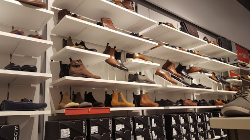 Shopping Mall «Grand Prairie Premium Outlets», reviews and photos, 2950 I-20 Frontage Rd, Grand Prairie, TX 75052, USA