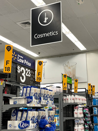 Discount Store «Walmart», reviews and photos, 6433 Fallbrook Ave, West Hills, CA 91307, USA