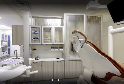 LuxDen Dental Center Photo