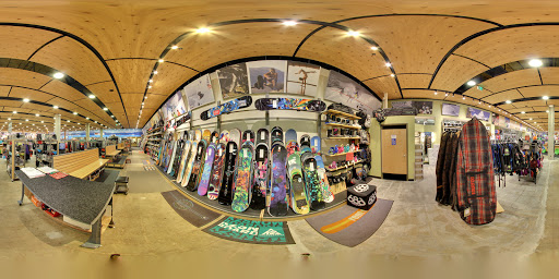 Sporting Goods Store «Any Mountain, Roseville», reviews and photos, 392 Roseville Square, Roseville, CA 95678, USA