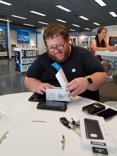 Cell Phone Store «AT&T», reviews and photos, 601 University Ave, Lubbock, TX 79401, USA