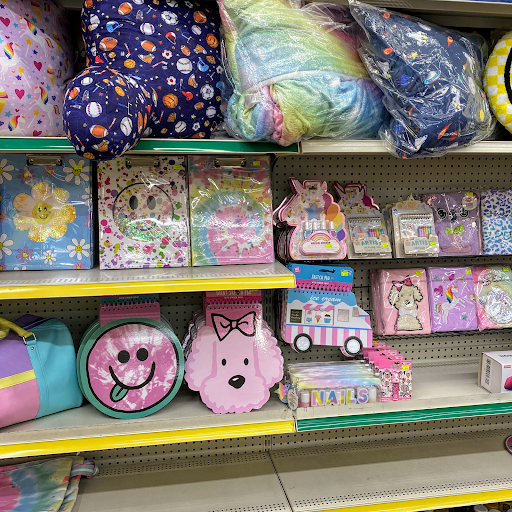 Toy Store «Toy Box», reviews and photos, 300 W Boston Post Rd, Mamaroneck, NY 10543, USA