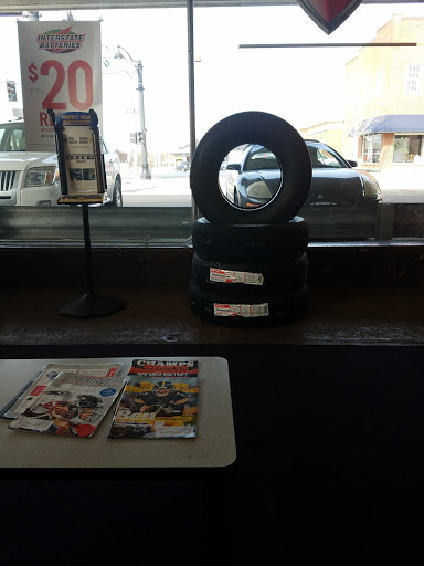 Tire Shop «Firestone Complete Auto Care», reviews and photos, 232 W Main St, Belleville, IL 62220, USA