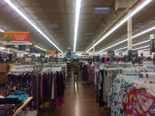 Department Store «Walmart Supercenter», reviews and photos, 2020 Bashford Manor Ln, Louisville, KY 40218, USA