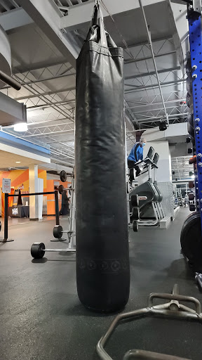 Health Club «Crunch - Norwalk», reviews and photos, 770 Connecticut Ave, Norwalk, CT 06854, USA