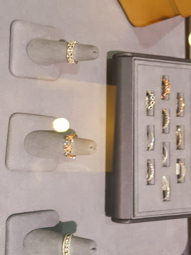 Jewelry Store «Robbins Brothers», reviews and photos, 14080 Dallas Pkwy, Dallas, TX 75240, USA