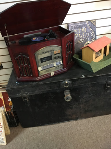 Thrift Store «Second Impressions - Resale for a Cause», reviews and photos, 24412 Muirlands Blvd, Lake Forest, CA 92630, USA