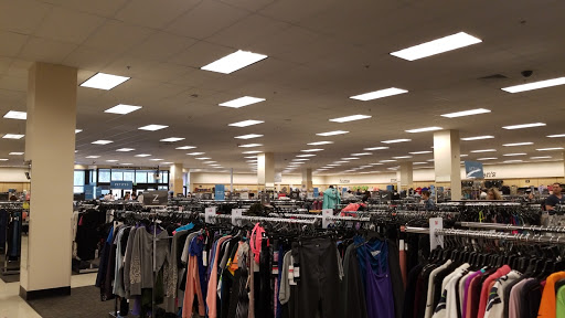 Department Store «Nordstrom Rack Middlesex Commons», reviews and photos, 43 Middlesex Turnpike #5, Burlington, MA 01803, USA