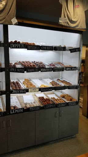 Donut Shop «Daily Dozen», reviews and photos, 32701 Woodward Ave, Royal Oak, MI 48073, USA