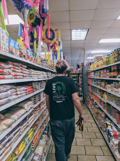 Grocery Store «Carniceria La Superior», reviews and photos, 2975 Gillsville Hwy, Gainesville, GA 30507, USA