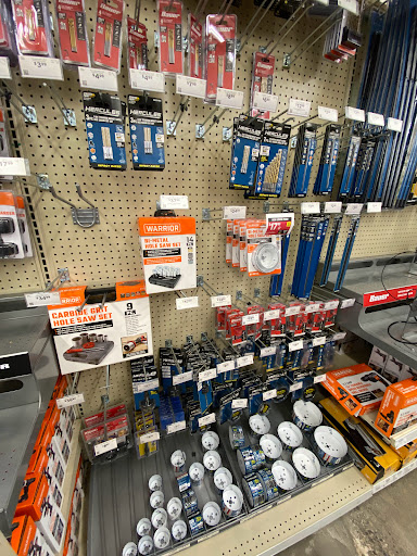 Hardware Store «Harbor Freight Tools», reviews and photos, 2950 NE Hogan Dr, Gresham, OR 97030, USA