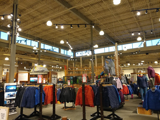 Clothing Store «L.L. Bean», reviews and photos, 280 School St, Mansfield, MA 02048, USA