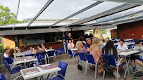 Atmosphère du Chalet chez Mimi's restaurant au bord du lac à Aix-les-Bains - n°16