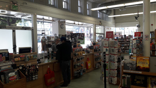 Book Store «Half Price Books», reviews and photos, 2036 Shattuck Ave, Berkeley, CA 94704, USA