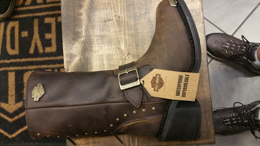 Harley-Davidson Dealer «Harley-Davidson of Tampa», reviews and photos, 6920 N Dale Mabry Hwy, Tampa, FL 33614, USA