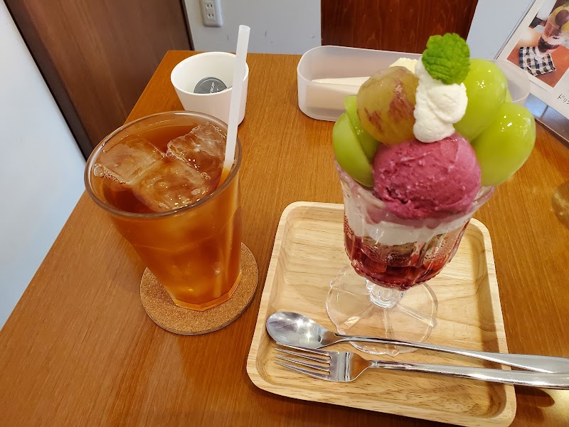 カフェ トゥジュール