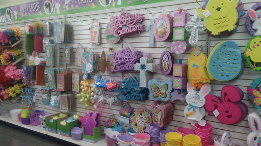 Dollar Store «Dollar Tree», reviews and photos, 225 Rivers Edge Dr, Milford, OH 45150, USA