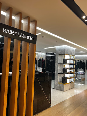 Saint Laurent à Paris