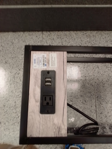 Clothing Store «Ross Dress for Less», reviews and photos, 921 E Commercial Blvd, Oakland Park, FL 33334, USA