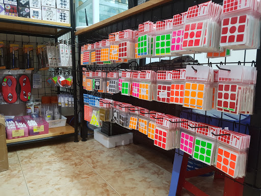 Puzzle stores Hanoi
