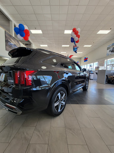 Kia Dealer «Bob Rohrman Schaumburg KIA», reviews and photos, 1100 E Golf Rd, Schaumburg, IL 60173, USA