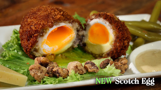 European Restaurant «Meg O’Malleys Restaurant & Irish Pub», reviews and photos, 812 E New Haven Ave, Melbourne, FL 32901, USA