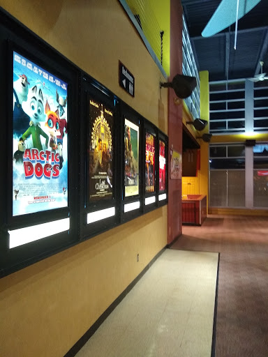 Shopping Mall «Morris Hills Shopping Center», reviews and photos, 3035-3189 US-46, Parsippany, NJ 07054, USA