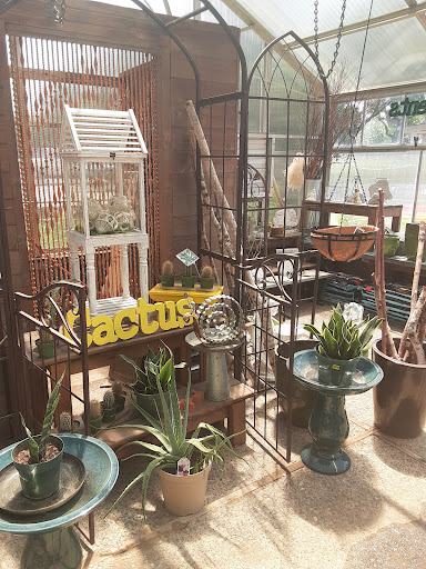 Florist «Chenoweth Floral & Greenhouses», reviews and photos, 563 Old Hwy 8 SW, St Paul, MN 55112, USA