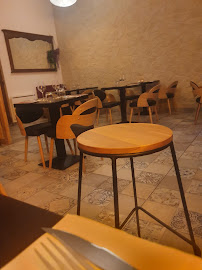 Atmosphère du Restaurant africain Le village AFROTASTE à Nancy - n°7