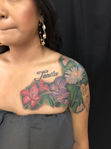 Tattoo Shop «The Plug Tattoo & Piercing, Inc.», reviews and photos, 12592 San Pablo Ave, Richmond, CA 94805, USA