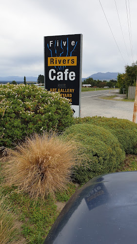 Five Rivers Cafe - Coffee shop