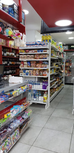 Opiniones de Wonder Market vía a Costa, Puerto Azul, Guayaquil en Guayaquil - Tienda de ultramarinos