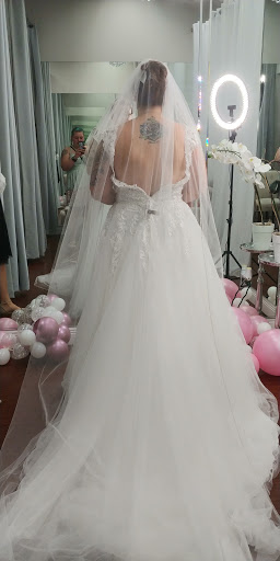 Bridal Shop «Molle Bridals», reviews and photos, 11701 Lake Victoria Gardens Ave #1109, Palm Beach Gardens, FL 33410, USA